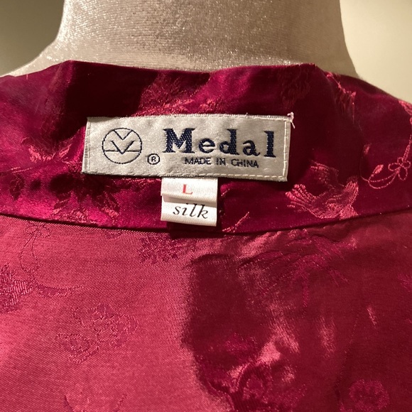Vtg 80s? Silk red robe, Sz L - Picture 5 of 5